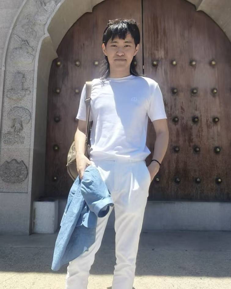 Honours Student: Zhitong Lin